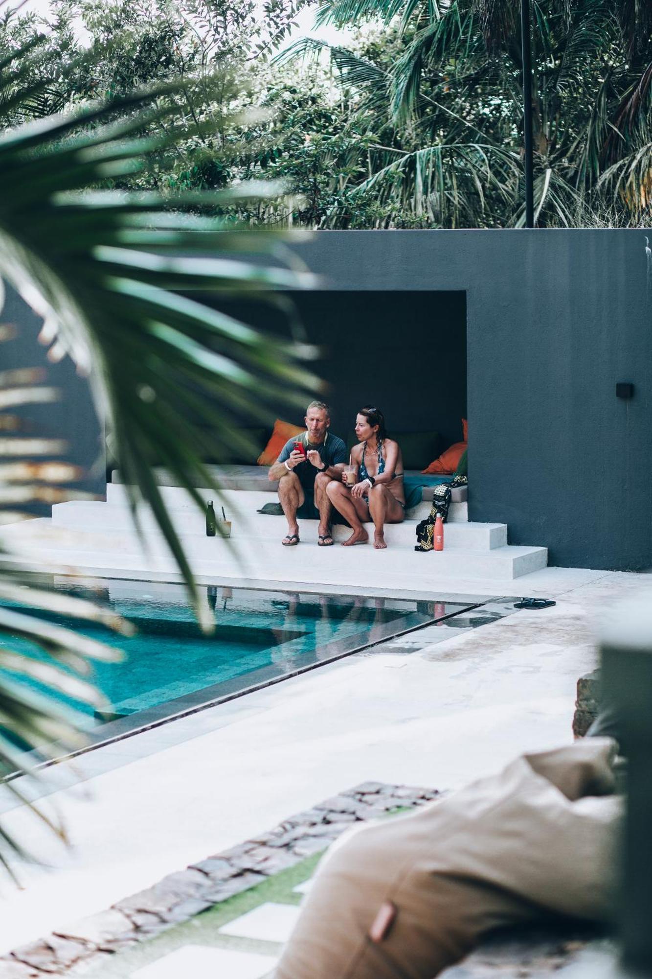 The Salty Pelican Yoga & Surf Retreat Dikwella Εξωτερικό φωτογραφία