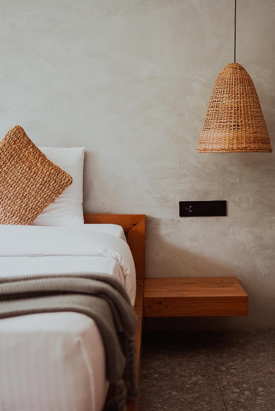 The Salty Pelican Yoga & Surf Retreat Dikwella Εξωτερικό φωτογραφία